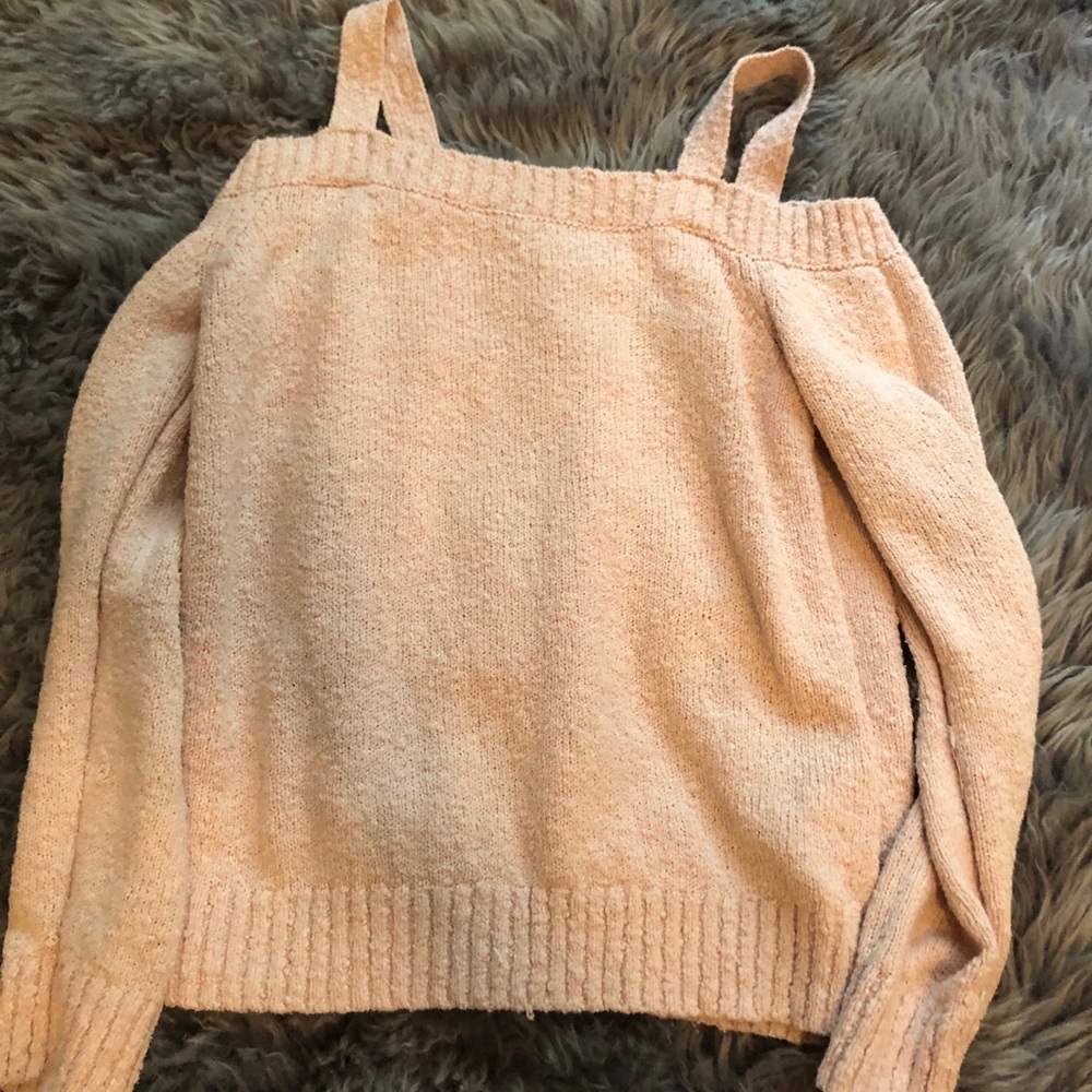 sweater - Picture 2 of 3